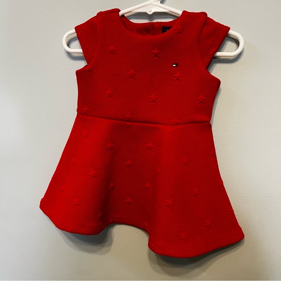 Adorable Tommy Hilfiger Infant Baby Girl Red Star Pattern Dress 3-6 Months - Picture 7 of 9